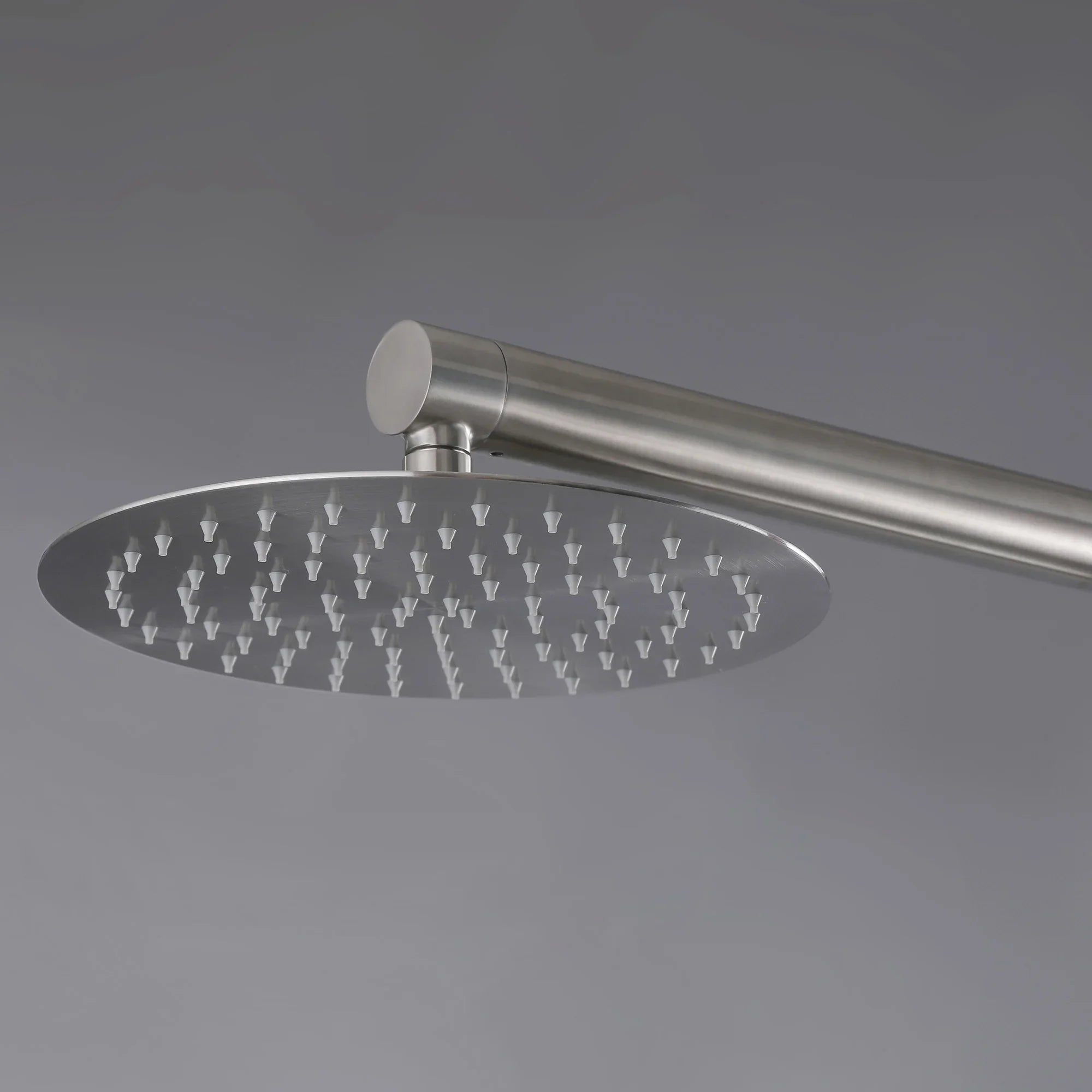 Curved Freestanding Outdoor Shower - Brushed