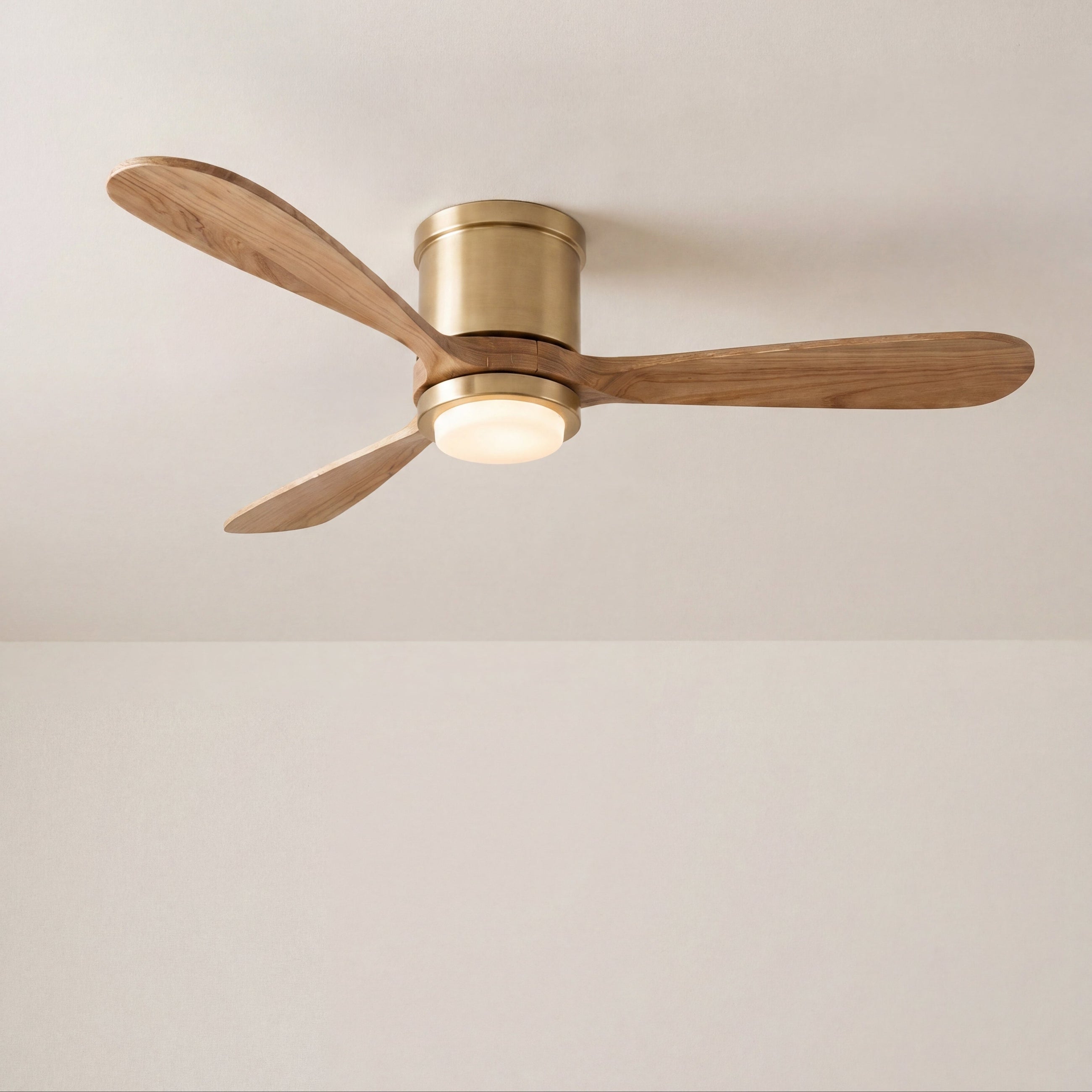 Mayna Flush Ceiling Fan 52" · Natural Solid Wood Blades