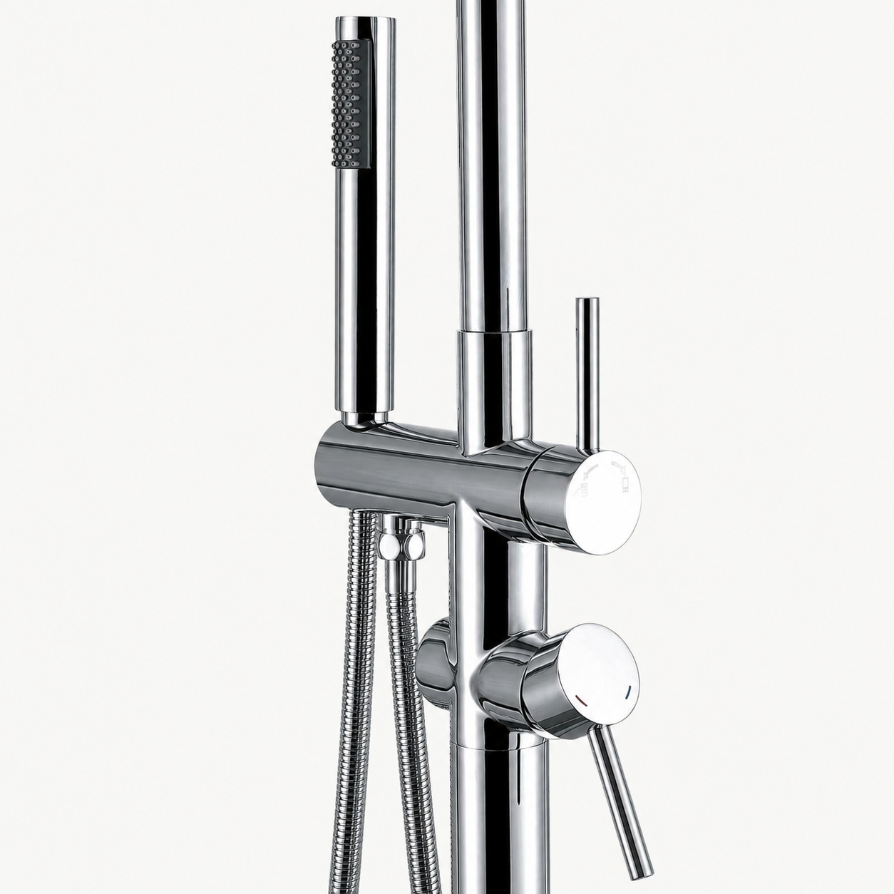 Elara Outdoor Shower · Brushed Silver
