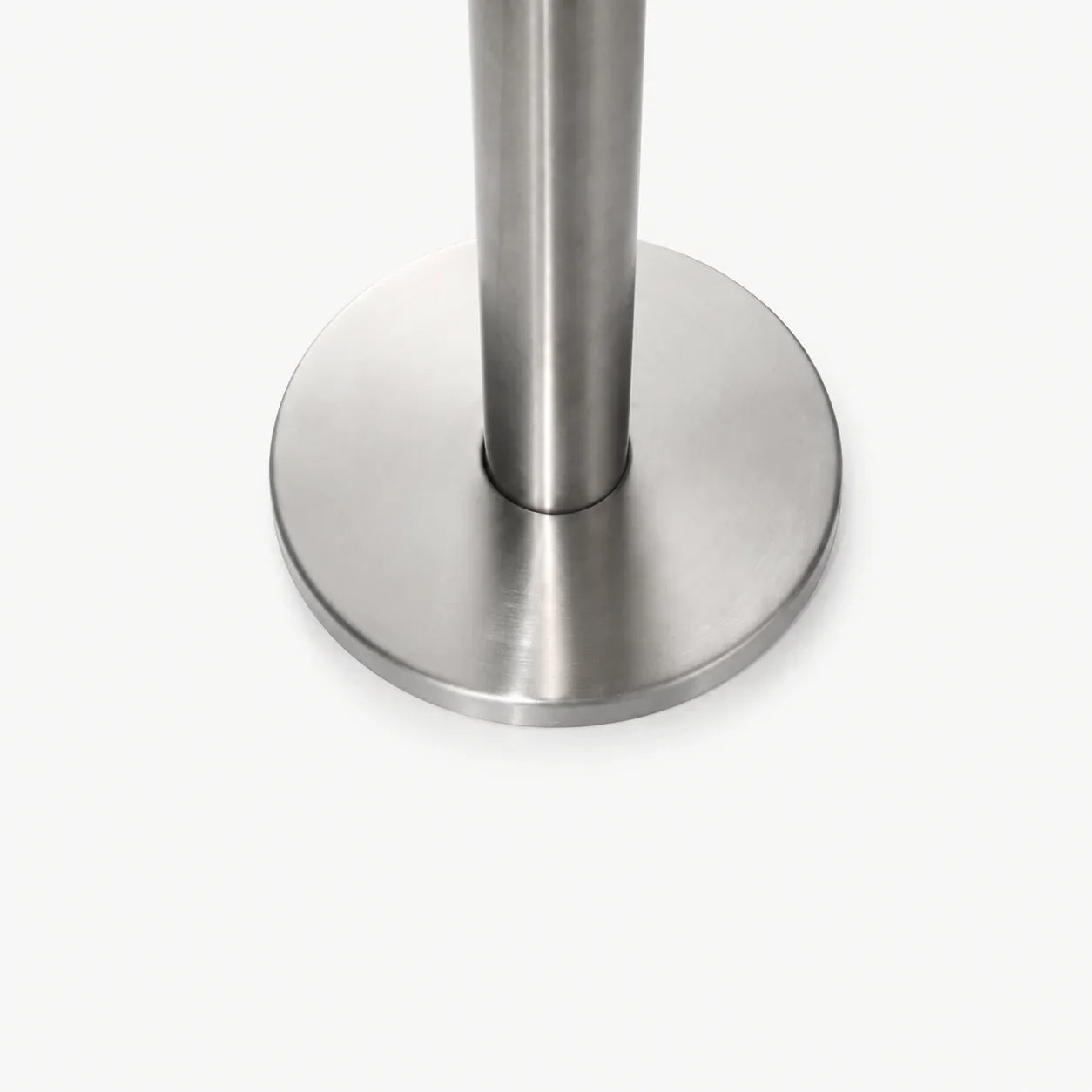 Britt Outdoor Shower · Brushed Silver