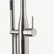 Cora Outdoor Shower · Brushed Silver