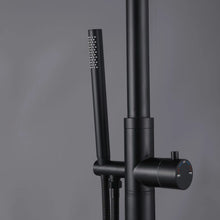 Curved Freestanding Outdoor Shower - Matte Black