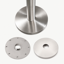 Vera Outdoor Shower · Brushed Silver