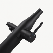 Elias Outdoor Shower · Matte Black