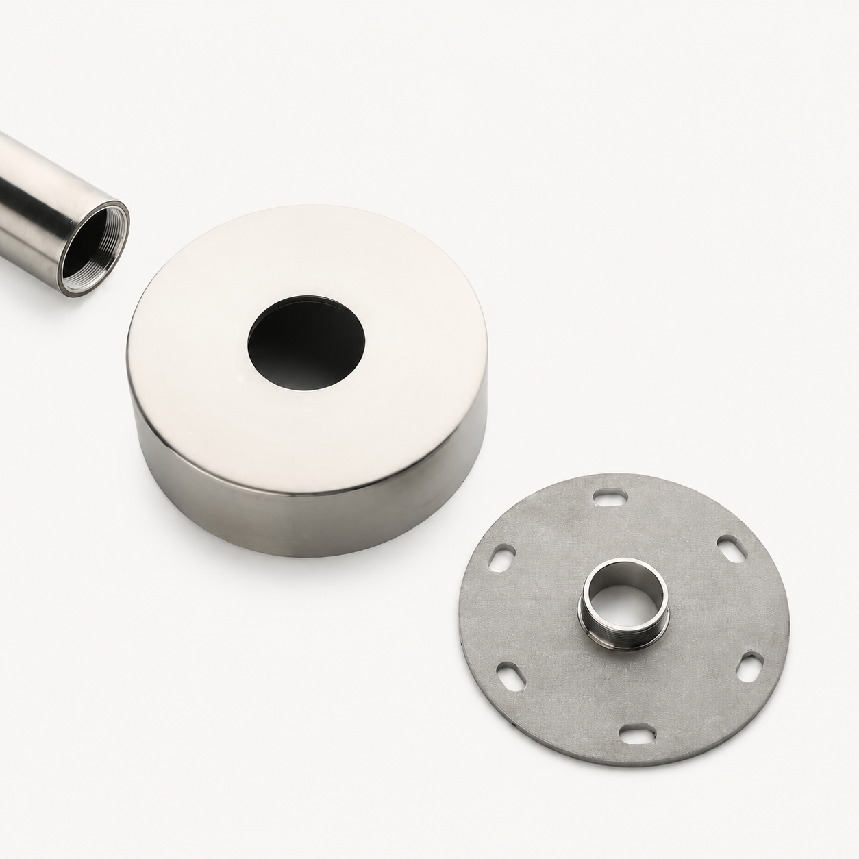 Celeste Outdoor Shower · Brushed Silver