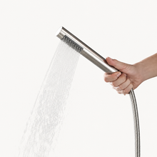 Vera Outdoor Shower · Brushed Silver