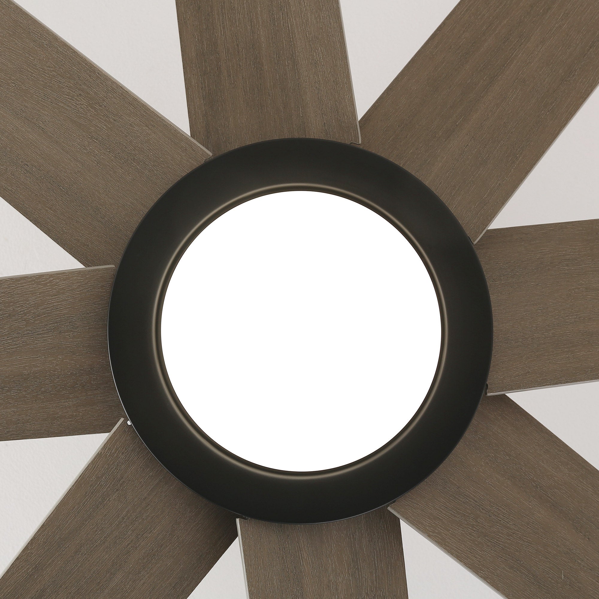 Modern 8-Blade Fan 60"