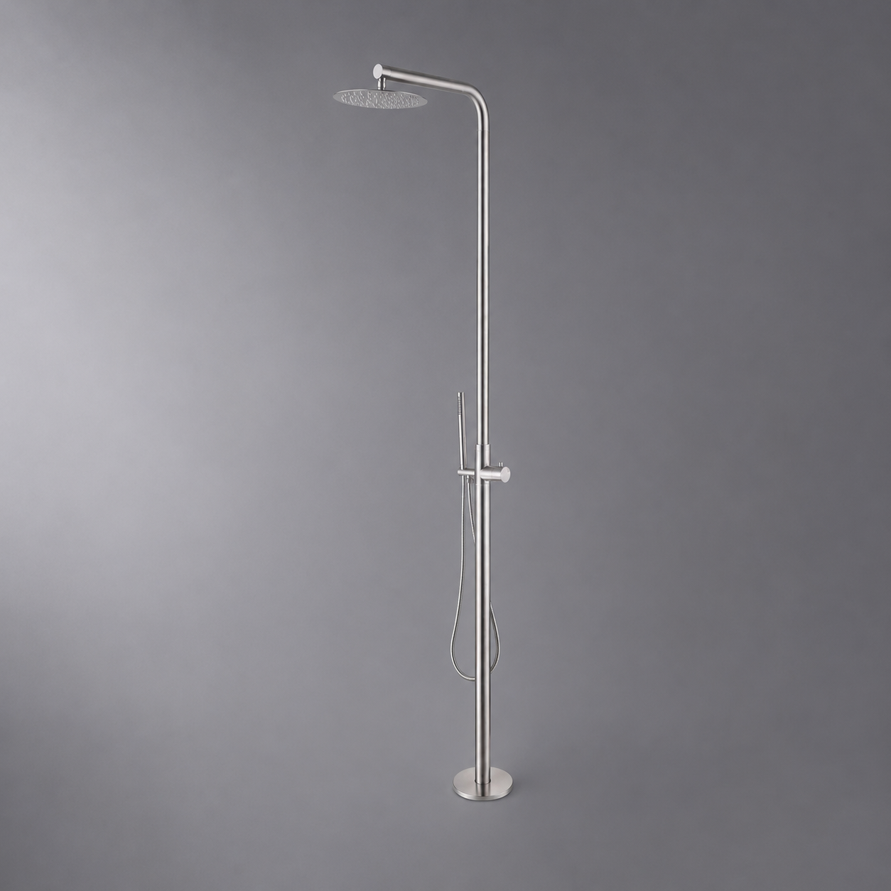 Curved Freestanding Outdoor Shower - Brushed